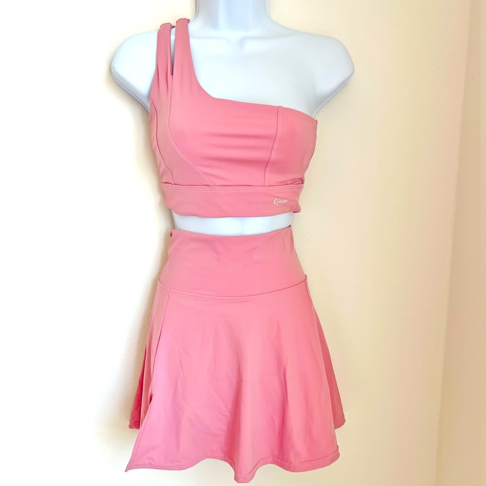 🎾 NWOT Pink Tennis Set Off Shoulder Sports Bra Skirt Built In Shorts
